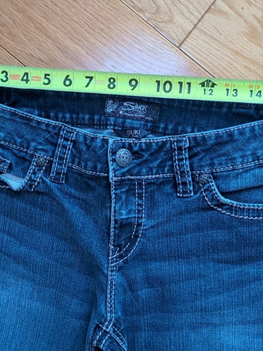 Silver Suki Women’s W34xL25 Flared Ankle Jeans Medium Wash Mid Rise - Picture 8 of 12